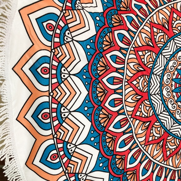 🎉Host Pick🎉 Boho Roundie Beach Coverup/Wrap/Towel/Tapestry - Picture 4 of 16